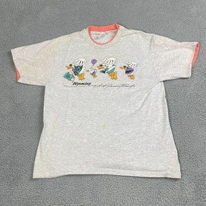 Vintage Wyoming Delivering Baby Gray T‎ Shirt Men Adult Size Large Made In USA